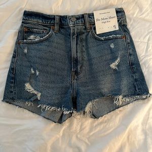 Abercrombie & Fitch mom shorts